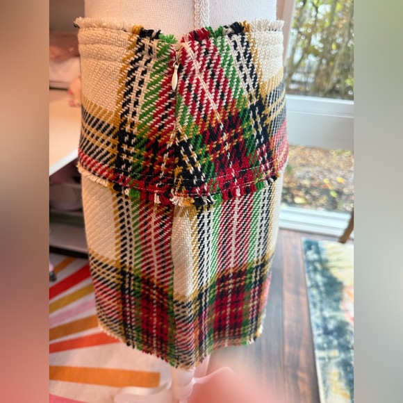 J.Crew Plaid Wool Mini Skirt Size 2 - Picture 2 of 8